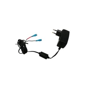 Spannungswandler 12V/230V