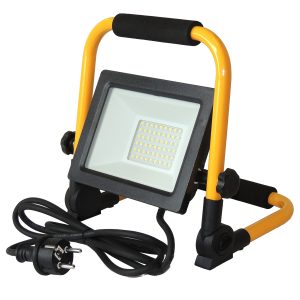 LED Baustrahler 30W 2700 Lumen hell kaltweißes Licht IP44