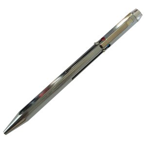 Vierfarbkugelschreiber aus Metall. im Etui