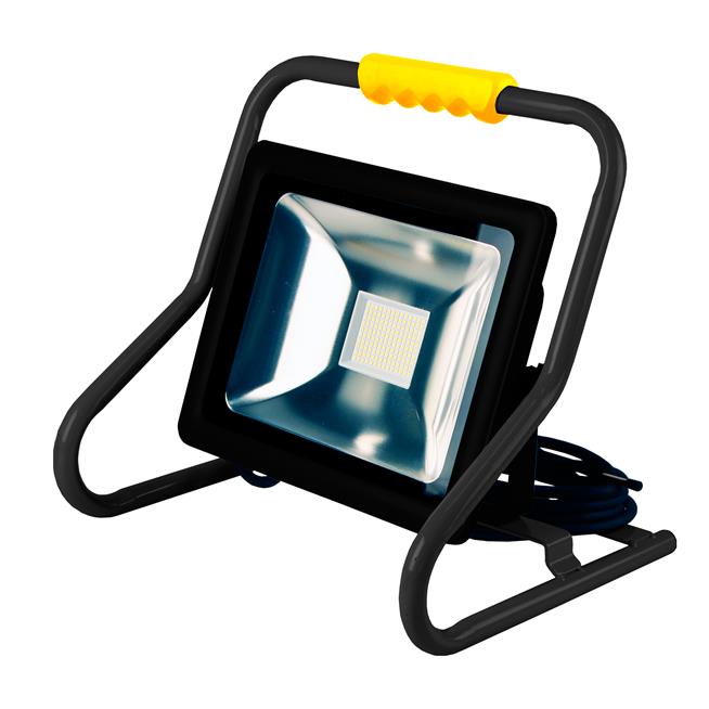 LED-Strahler IP 65 - 50 W / 3750 Lumen mit Tragegestell