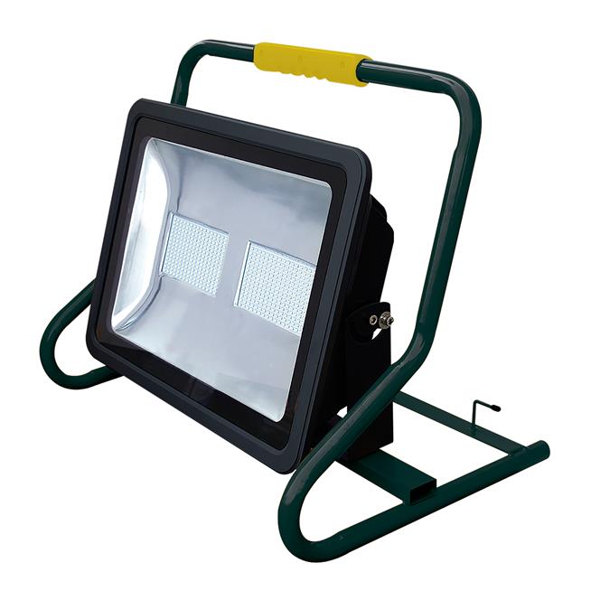 LED-Strahler IP 65 - 150 W / 10500 Lumen mit Tragegestell