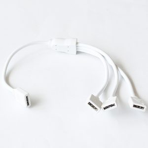 LED RGB Splitter Kabel für LED-Stripes. 1 auf 3