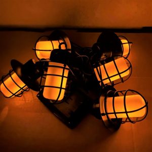 Solar Lichterkette mit 6 LED-Laternen warmweiß leuchtend