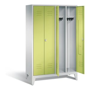 C+P Schwarz-Weiss-Spind Classic, H1850xB1190xT500mm, Front Viridingrün, Korpus Lichtgrau (8012-40)