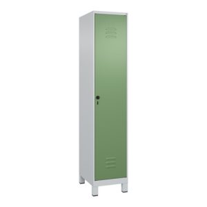 C+P Spind Classic PLUS, Füße, 1 Abteil, 1950x400x500mm, 7035/6011 Verschluss Sicherheits-Drehriegel 4 Garderobenhaken C+P Spind Classic PLUS, Füße, 1 Abteil, 1950x400x500mm, 7035/6011 Verschluss Sicherheits-Drehriegel 4 Garderobenhaken