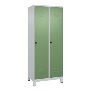 C+P Spind Classic PLUS, Füße, 2 Abteile, 1950x800x500mm, 7035/6011 Verschluss Sicherheits-Drehriegel 4 Garderobenhaken C+P Spind Classic PLUS, Füße, 2 Abteile, 1950x800x500mm, 7035/6011 Verschluss Sicherheits-Drehriegel 4 Garderobenhaken