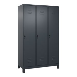 C+P Spind Classic PLUS, Füße, 3 Abteile, 1950x1200x500mm, 7016/7016 Verschluss Sicherheits-Drehriegel 4 Garderobenhaken C+P Spind Classic PLUS, Füße, 3 Abteile, 1950x1200x500mm, 7016/7016 Verschluss Sicherheits-Drehriegel 4 Garderobenhaken