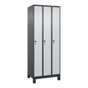 C+P Spind Classic PLUS, Füße, 3 Abteile, 1950x750x500mm, 7016/7035 Verschluss Sicherheits-Drehriegel 3 Garderobenhaken