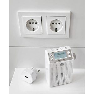 Digitalradio Soundmaster® DAB60WE, DAB+/UKW, 3 W, 3 Stationstasten & je 20 Festsenderspeicher, Bewegungssensor, Bluetooth/USB, Steckdose/Akku, weiß Digitalradio Soundmaster® DAB60WE, DAB+/UKW, 3 W, 3 Stationstasten & je 20 Festsenderspeicher, Bewegungssensor, Bluetooth/USB, Steckdose/Akku, weiß