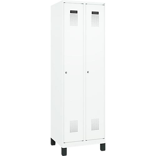 Kleiderspind C+P Evolo Plus, 2 Abteile, 300 mm Abteilbreite, mit Füßen, Anschlag rechts, Zylinderschloss, B 600 x T 500 x H 1950 mm, verkehrsweiß/verkehrsweiß