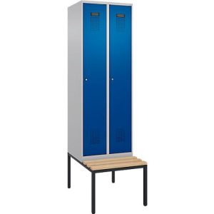 Kleiderspind C+P Evolo Plus, 2 Abteile mit je 300 mm Breite, Unterbau-Sitzbank, B 600 x T 815 x H 2120 mm, Zylinder, weißaluminium/enzianblau