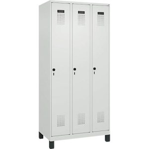 Kleiderspind C+P Evolo Plus, 3 Abteile, 300 mm Abteilbreite, mit Füßen, Drehriegel, B 900 x T 500 x H 1950 mm, lichtgrau/lichtgrau