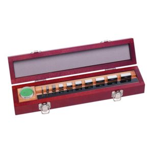 Mitutoyo Endmaßsatz, metrisch, Prüfzert., ISO 10 Endmaße, Klasse 0, Stahl, Optisches Parallel Mitutoyo Endmaßsatz, metrisch, Prüfzert., ISO 10 Endmaße, Klasse 0, Stahl, Optisches Parallel