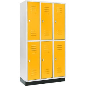 Schäfer Shop Select Kleiderspind, mit 3 x 2 Abteilen, 300 mm, mit Sockel, Drehriegelverschluss, Tür gelb