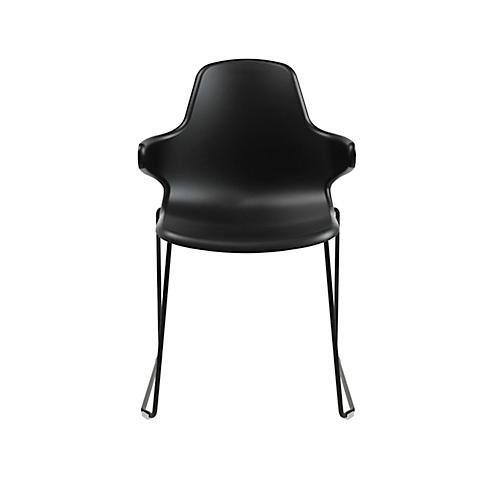 Schalenstuhl Topstar T2020, Kufengestell, ergonomische Sitzschale, stapelbar bis 4 Stück, Sitzhöhe 450 mm, 2er-Set, mit Armlehnen, schwarz/schwarz